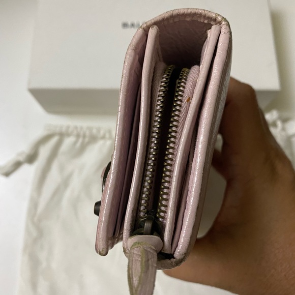 FLASH SALE! 🥳 Balenciaga Long Leather Wallet. Light Blush Pink/Nude. - Picture 5 of 16